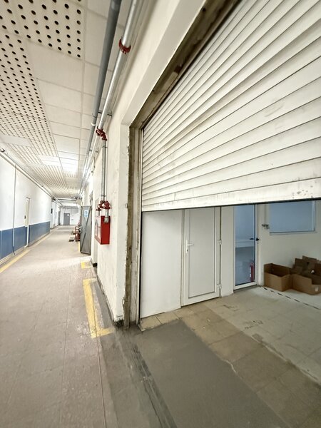 Aviatiei, metrou la 3 min., hala - 205 mp, parter, depozitare logistica.