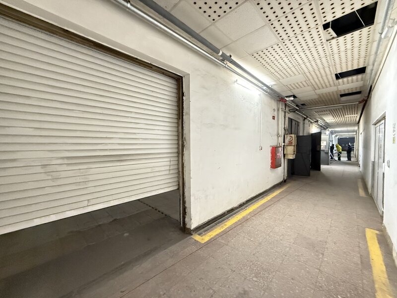 Aviatiei, metrou la 3 min., hala - 205 mp, parter, depozitare logistica.